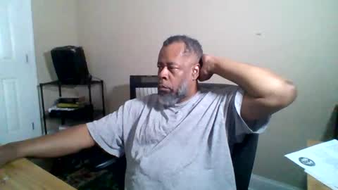 Terry online show from October 15, 2025, 1:33 pm