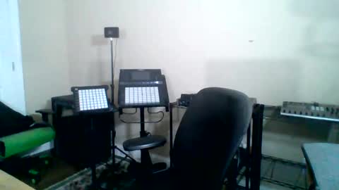 Terry online show from October 19, 2025, 7:58 pm