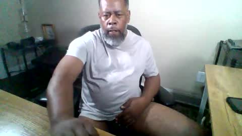 Terry online show from October 27, 2025, 5:17 pm