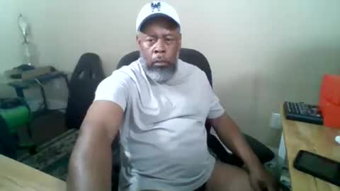 Terry online show from October 31, 2025, 6:09 pm