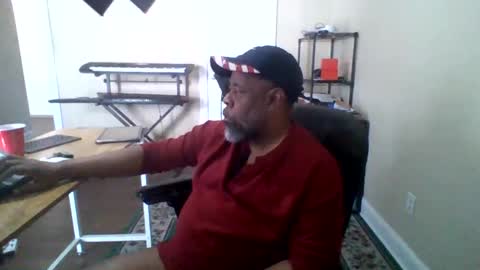 Terry online show from November 12, 2025, 4:51 pm