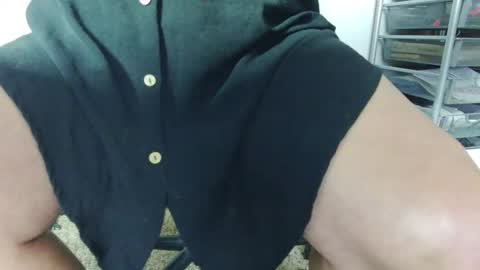 Snapshot of need_some_lovins chatting on March 28, 2026, 12:49 pm need_some_lovins online show from March 28, 2026, 12:49 pm