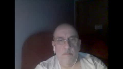 Snapshot of needlesslove chatting on January 12, 2025, 1:11 am Tom online show from January 12, 2025, 1:11 am