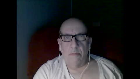 Snapshot of needlesslove chatting on September 18, 2025, 1:51 am Tom online show from September 18, 2025, 1:51 am