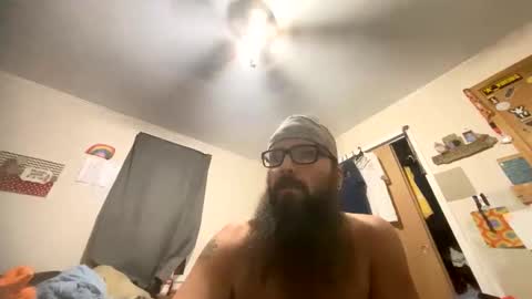 Easy E online show from May 5, 2026, 6:32 am