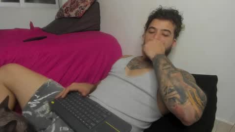 Nei turn green online show from February 23, 2025, 11:04 pm