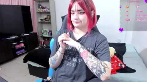 Geek Nicole    im Neeko UwU online show from October 2, 2025, 11:06 am