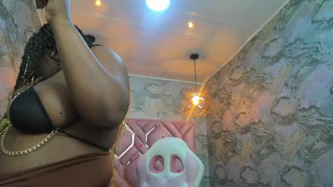 Nefer  online show from April 20, 2026, 5:26 pm