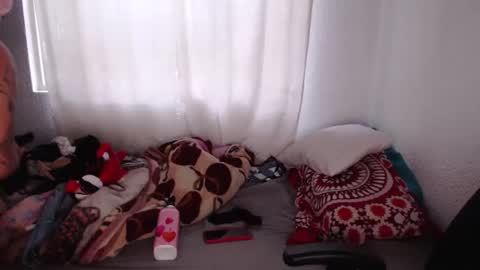 Zoe online show from October 20, 2025, 10:49 am