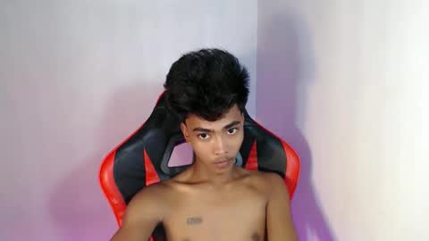 Snapshot of neil_asian69 chatting on October 17, 2025, 1:03 pm neil_asian69 online show from October 17, 2025, 1:03 pm