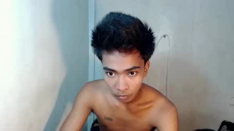 Snapshot of neil_asian69 chatting on November 24, 2025, 6:46 am neil_asian69 online show from November 24, 2025, 6:46 am