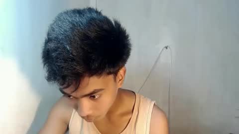 Snapshot of neil_asian69 chatting on November 26, 2025, 4:13 am neil_asian69 online show from November 26, 2025, 4:13 am