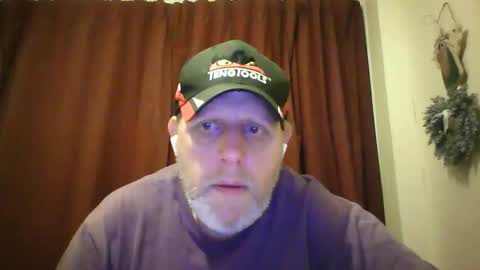 Snapshot of neil_uk_1976 chatting on October 5, 2025, 6:50 pm Neil online show from October 5, 2025, 6:50 pm