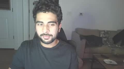 Snapshot of neilsing chatting on October 15, 2025, 8:36 am neil online show from October 15, 2025, 8:36 am