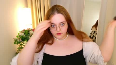 neko_moor online show from April 13, 2026, 1:49 pm