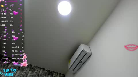 Miah online show from October 3, 2025, 12:13 pm