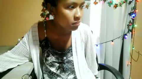 nelia_84 online show from May 28, 2026, 6:10 am