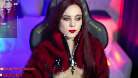 Snapshot of nelle_ chatting on November 6, 2025, 2:40 pm online show from November 6, 2025, 2:40 pm