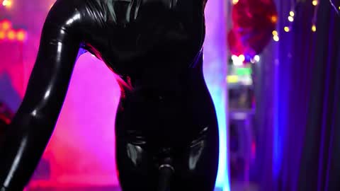 Snapshot of nelle_ chatting on March 26, 2026, 4:23 pm online show from March 26, 2026, 4:23 pm