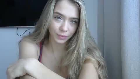 nelly_fortu online show from February 7, 2026, 10:52 am