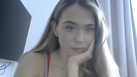 nelly_fortu online show from February 15, 2026, 11:08 am