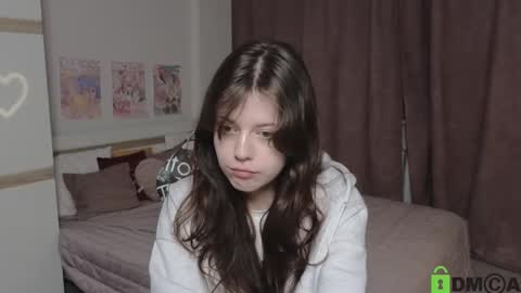 Snapshot of nellysunrise_1 chatting on September 14, 2025, 11:04 pm nellysunrise_1 online show from September 14, 2025, 11:04 pm