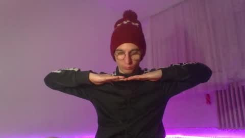 nemcahot online show from January 7, 2026, 1:52 am