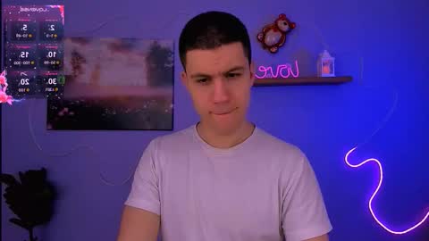 neo_raze_ online show from March 18, 2026, 8:45 pm