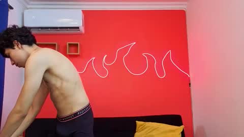 Snapshot of neo_twink chatting on January 13, 2026, 7:08 pm just Daniel online show from January 13, 2026, 7:08 pm