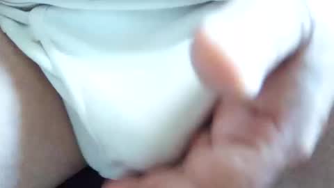 neohiom4f online show from October 11, 2025, 5:33 pm