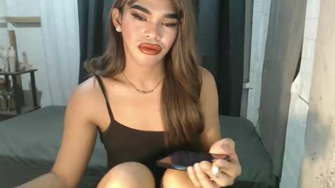 neomi online show from October 7, 2025, 7:22 pm