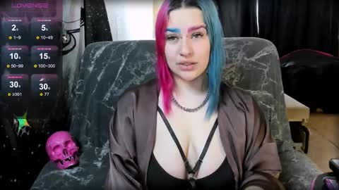 Snapshot of neon_baddie chatting on May 17, 2026, 9:06 am Ada online show from May 17, 2026, 9:06 am
