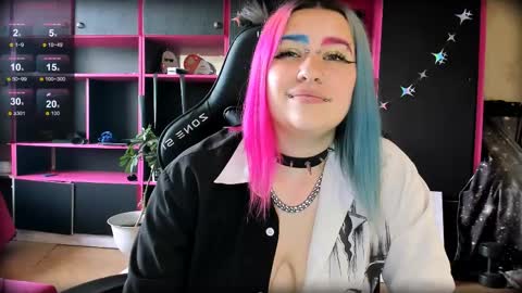 Snapshot of neon_baddie chatting on June 3, 2026, 2:33 pm Ada online show from June 3, 2026, 2:33 pm
