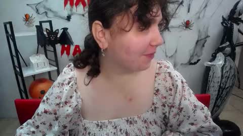 NeonilaLisova online show from November 11, 2025, 12:05 pm