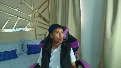 neoxangel69 online show from June 18, 2026, 4:33 pm