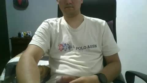 MrBull online show from April 22, 2026, 5:10 am