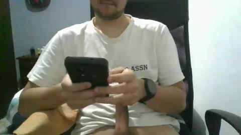MrBull online show from June 3, 2026, 4:26 am