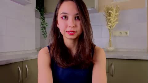 Snapshot of nerixalvire chatting on May 17, 2026, 3:08 pm Emily online show from May 17, 2026, 3:08 pm