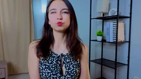 Snapshot of nerixalvire chatting on May 24, 2026, 3:17 pm Emily online show from May 24, 2026, 3:17 pm