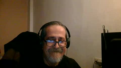 Snapshot of neron401 chatting on February 13, 2026, 10:06 pm neron401 online show from February 13, 2026, 10:06 pm