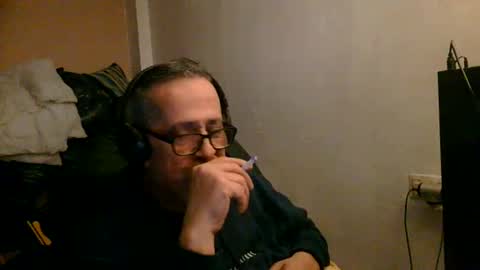 Snapshot of neron401 chatting on February 18, 2026, 1:45 am neron401 online show from February 18, 2026, 1:45 am