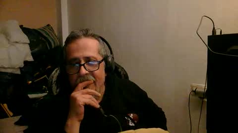 Snapshot of neron401 chatting on March 1, 2026, 12:23 am neron401 online show from March 1, 2026, 12:23 am