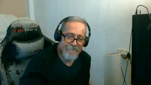 Snapshot of neron401 chatting on June 26, 2026, 6:01 pm neron401 online show from June 26, 2026, 6:01 pm