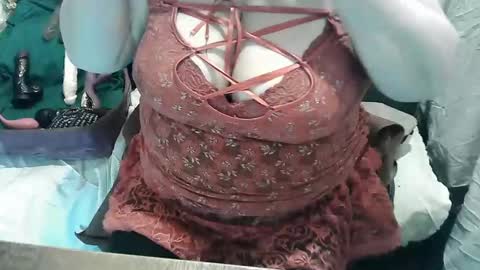 neslihan online show from February 11, 2025, 10:07 pm