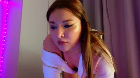 Nessa online show from March 25, 2026, 4:46 pm