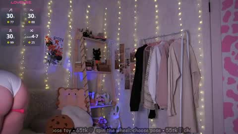 Alaska or Alya online show from April 17, 2026, 9:18 pm