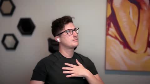 Snapshot of netflixhumanicorn chatting on December 22, 2024, 10:15 pm RyRy online show from December 22, 2024, 10:15 pm