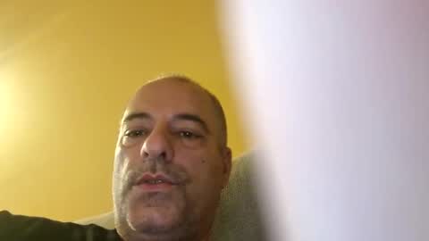 Snapshot of neuronas33 chatting on September 25, 2025, 10:02 pm Volsonov online show from September 25, 2025, 10:02 pm