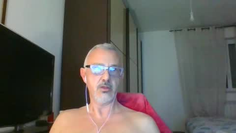 Snapshot of nevenerabis chatting on January 8, 2025, 4:23 am nevenerabis online show from January 8, 2025, 4:23 am