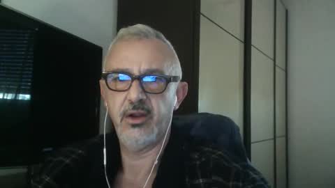 nevenerabis online show from November 6, 2025, 12:17 pm